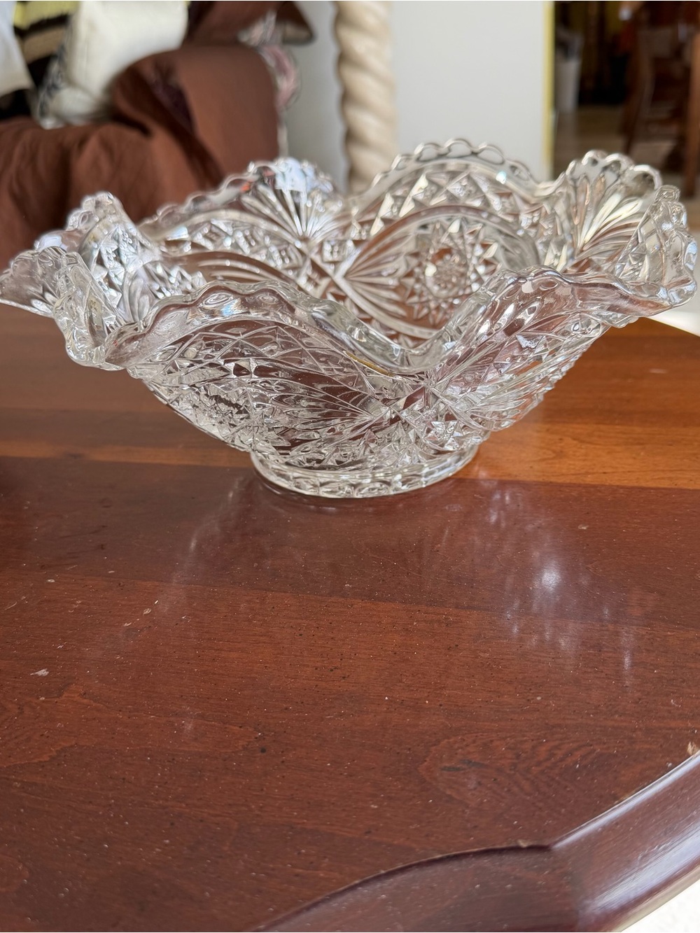 9" IMPERIAL GLASS-OHIO Hobstar Clear Round Crimped Bowl